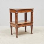 1700 4340 BEDSIDE TABLE